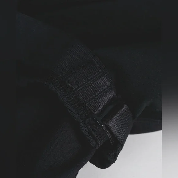 Lululemon Rise and Flow Tank - Picture 7 of 11